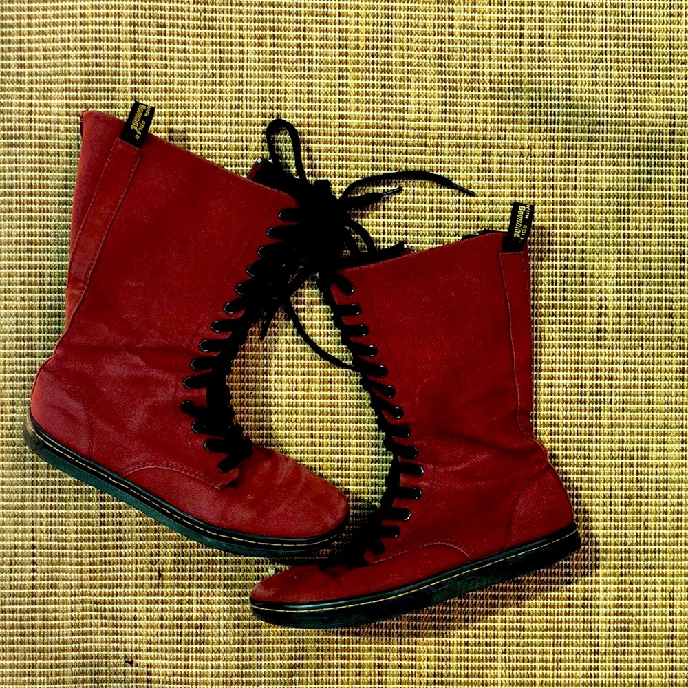 Dr Martens burgundy matte women casual boots